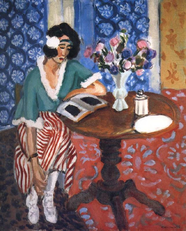 Henri Matisse Reading desk woman